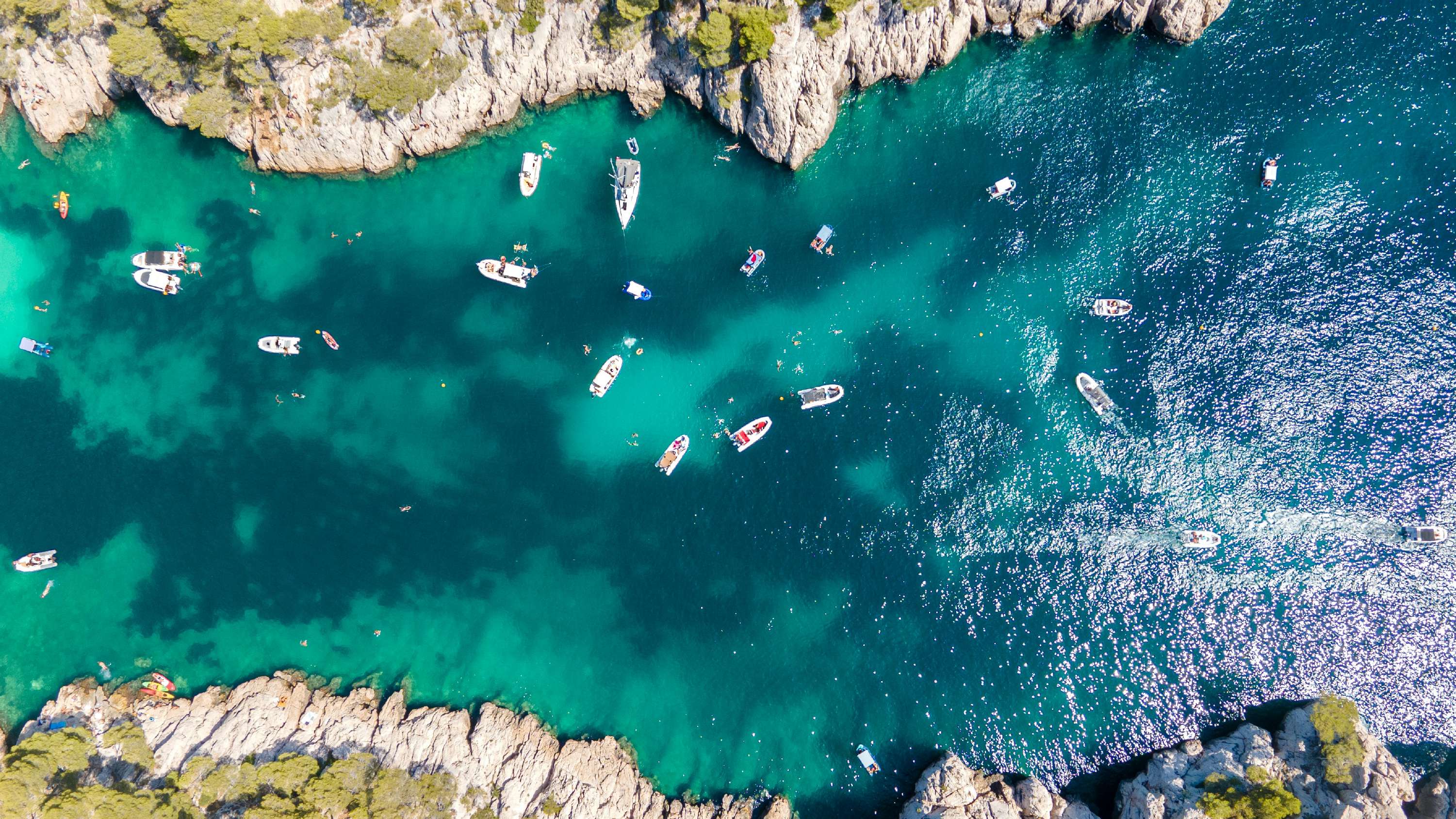 Petit-déjeuner terrasse
